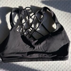 Black Strappy Women's free to be bra